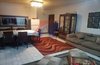 Apartment - 2 Bedrooms - 1 Bathroom for rent in Mahdy Arafa St. - 9th Zone - Nasr City - Cairo