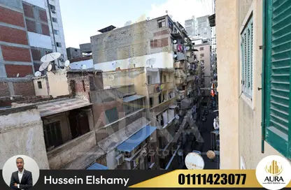 Apartment - 3 Bedrooms - 1 Bathroom for sale in Azmy St. - Janaklees - Hay Sharq - Alexandria