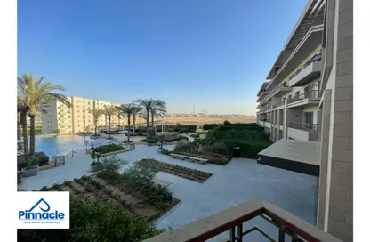 Apartment - 3 Bedrooms - 2 Bathrooms for sale in Uptown Cairo Road - Al Abageyah - El Khalifa - Cairo