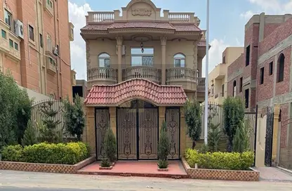 Villa - 4 Bedrooms - 4 Bathrooms for sale in El Yasmeen 1 - El Yasmeen - New Cairo City - Cairo