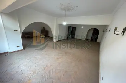 Apartment - 3 Bedrooms - 2 Bathrooms for sale in Al Tahrir St. - Dokki - Giza