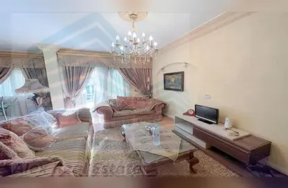 Apartment - 2 Bedrooms - 1 Bathroom for rent in Gleim Square - Glim - Hay Sharq - Alexandria