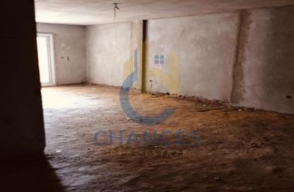 Apartment - 3 Bedrooms - 2 Bathrooms for sale in 10th Sector - Zahraa El Maadi - Hay El Maadi - Cairo