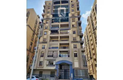 Apartment - 3 Bedrooms - 3 Bathrooms for sale in 3rd Sector - Zahraa El Maadi - Hay El Maadi - Cairo