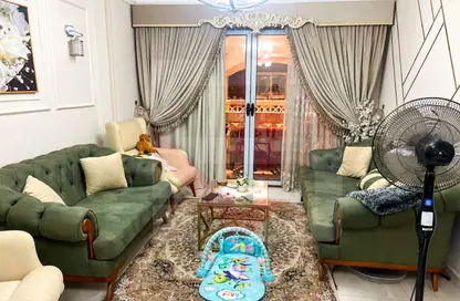 Apartment - 3 Bedrooms - 1 Bathroom for sale in La Vison St. - Bolkly - Hay Sharq - Alexandria