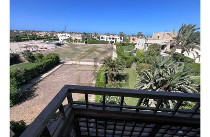 Chalet - 2 Bedrooms - 2 Bathrooms for sale in Marina 6 - Marina - Al Alamein - North Coast