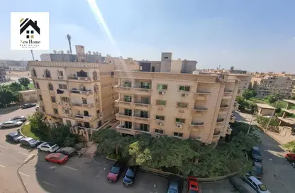 Apartment - 3 Bedrooms - 1 Bathroom for sale in El Banafseg Apartment Buildings - El Banafseg - New Cairo City - Cairo