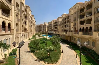 Apartment - 3 Bedrooms - 3 Bathrooms for sale in Rock Vera - 5th Settlement Compounds - The 5th Settlement - New Cairo City - Cairo