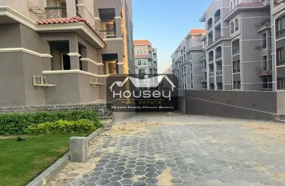 Apartment - 3 Bedrooms - 2 Bathrooms for sale in Mohamed Naguib Axis - Abou El Houl - New Cairo City - Cairo