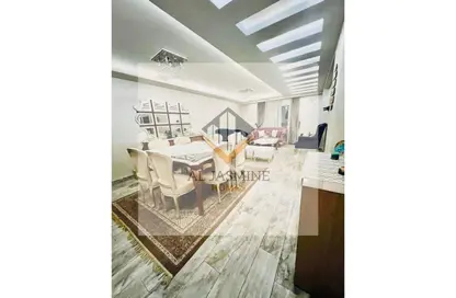 Apartment - 3 Bedrooms - 2 Bathrooms for sale in Gate 4 - Mena - Hadayek El Ahram - Giza