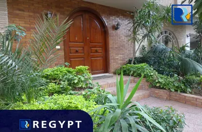 Apartment - 4 Bedrooms - 3 Bathrooms for sale in Sarayat Al Maadi - Hay El Maadi - Cairo