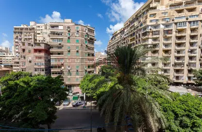 Apartment - 2 Bedrooms - 1 Bathroom for sale in Bolkly - Hay Sharq - Alexandria