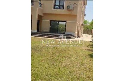 Villa - 5 Bedrooms - 4 Bathrooms for sale in Grand Residence - South Investors Area - New Cairo City - Cairo