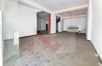 Shop - Studio - 1 Bathroom for sale in Saba Basha - Hay Sharq - Alexandria