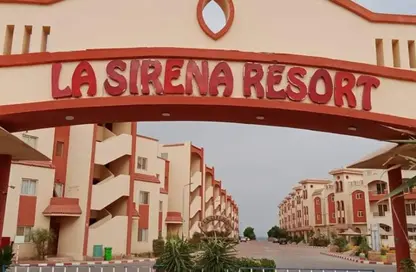 Chalet - 2 Bedrooms - 1 Bathroom for sale in Lasirena Resort - Al Ain Al Sokhna - Suez