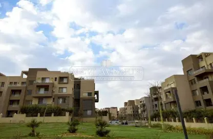 Apartment - 2 Bedrooms - 2 Bathrooms for sale in Palm Hills Village Gate - South Investors Area - New Cairo City - Cairo