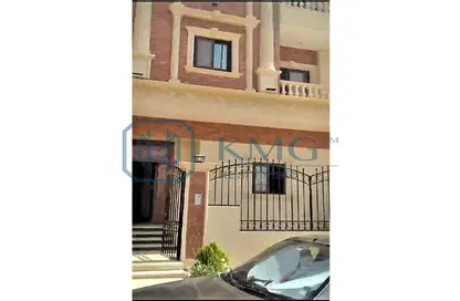 Apartment - 3 Bedrooms - 3 Bathrooms for sale in Mohamed Rahim St. - El Yasmeen 3 - El Yasmeen - New Cairo City - Cairo