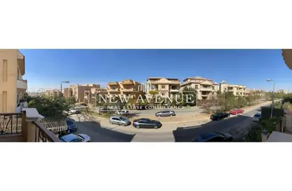 Apartment - 3 Bedrooms - 3 Bathrooms for sale in Al Shouyfat St. - District 1 - The 5th Settlement - New Cairo City - Cairo