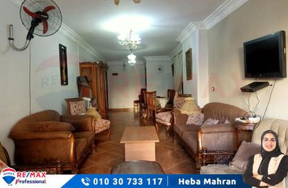 Apartment - 3 Bedrooms - 2 Bathrooms for rent in Tamazin St. - Fleming - Hay Sharq - Alexandria