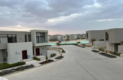 Chalet - 4 Bedrooms - 5 Bathrooms for sale in Azha - Al Ain Al Sokhna - Suez