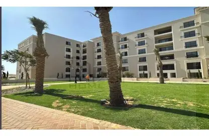 Townhouse - 4 Bedrooms - 4 Bathrooms for sale in Village West - Sheikh Zayed Compounds - Sheikh Zayed City - Giza