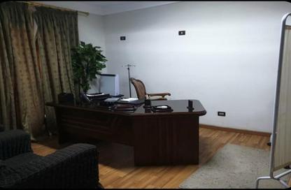 Apartment - 3 Bedrooms - 1 Bathroom for sale in Al Nasr St. - El Laselky - New Maadi - Hay El Maadi - Cairo