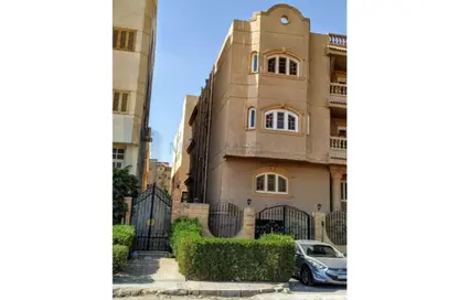 Whole Building - Studio for sale in 4th District - 6 October City - Giza