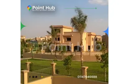 Villa - 5 Bedrooms - 5 Bathrooms for sale in Rayhana Compound - Al Wahat Road - 6 October City - Giza