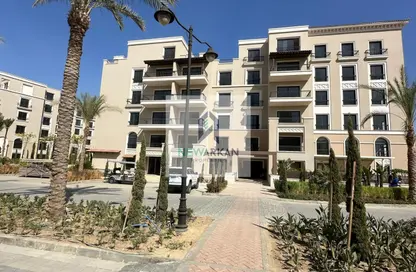 Apartment - 4 Bedrooms - 4 Bathrooms for sale in Village West - Sheikh Zayed Compounds - Sheikh Zayed City - Giza