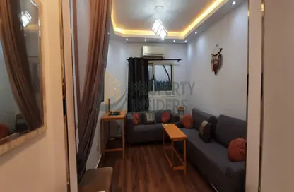 Apartment - 1 Bathroom for rent in Hussein Kamal St. - Dokki - Giza