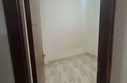 Apartment - 3 Bedrooms - 1 Bathroom for sale in Faisal - Hay El Haram - Giza