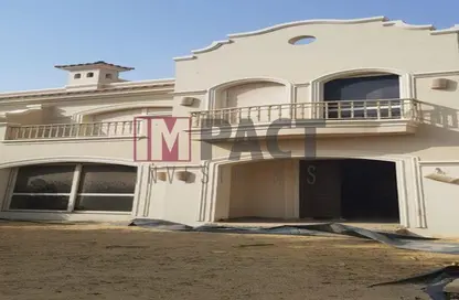 Villa - 4 Bedrooms - 3 Bathrooms for sale in Cairo Festival City - North Investors Area - New Cairo City - Cairo