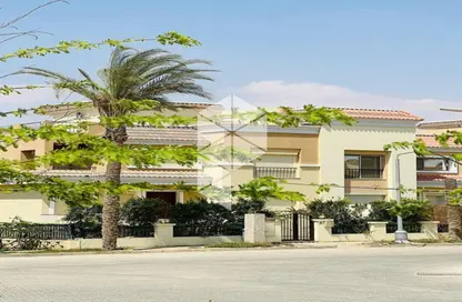 Villa - 4 Bedrooms - 5 Bathrooms for sale in Suez Road - New Cairo City - Cairo