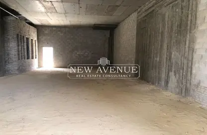 Retail - Studio - 2 Bathrooms for sale in Palm Hills Village Gate - South Investors Area - New Cairo City - Cairo