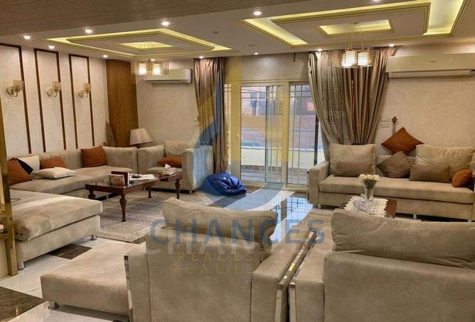 Apartment - 3 Bedrooms - 2 Bathrooms for sale in Sarayat Al Maadi - Hay El Maadi - Cairo