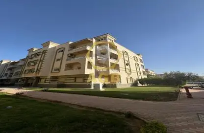 Apartment - 3 Bedrooms - 2 Bathrooms for sale in Heliopolis Residence - 3rd District West - Shorouk City - Cairo