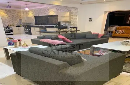 Apartment - 3 Bedrooms - 2 Bathrooms for sale in Al Khamayel city - Sheikh Zayed Compounds - Sheikh Zayed City - Giza