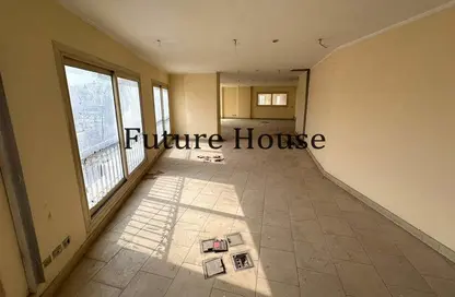 Full Floor - Studio - 4 Bathrooms for rent in Al Nasr St. - El Laselky - New Maadi - Hay El Maadi - Cairo