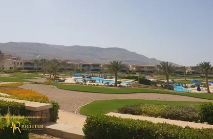 Chalet - 4 Bedrooms - 2 Bathrooms for sale in La Vista Topaz - La Vista - Al Ain Al Sokhna - Suez