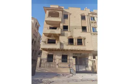 Apartment - 2 Bedrooms - 1 Bathroom for sale in South Investors Area - New Cairo City - Cairo