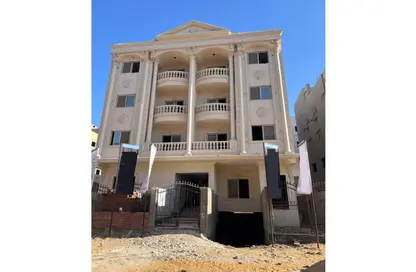 Apartment - 3 Bedrooms - 3 Bathrooms for sale in New Narges - New Cairo City - Cairo