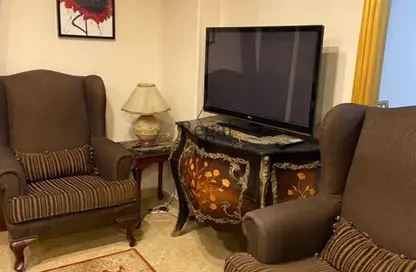 Apartment - 3 Bedrooms - 2 Bathrooms for sale in 10th Sector - Zahraa El Maadi - Hay El Maadi - Cairo