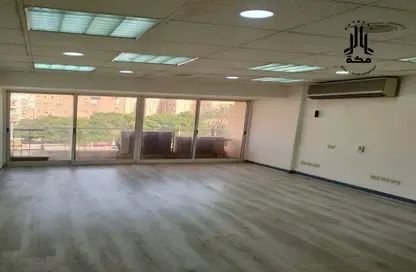 Office Space - Studio - 2 Bathrooms for rent in Sayed Zakaria St. - Sheraton Al Matar - El Nozha - Cairo