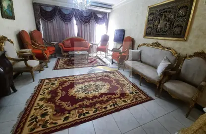 Apartment - 2 Bedrooms - 1 Bathroom for rent in Street 216 - Degla - Hay El Maadi - Cairo