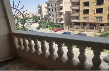 Apartment - 3 Bedrooms - 2 Bathrooms for sale in El Narges Buildings - Al Narges - New Cairo City - Cairo