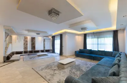 Villa - 5 Bedrooms - 4 Bathrooms for rent in Beverly Hills Road - 17th District - Sheikh Zayed City - Giza