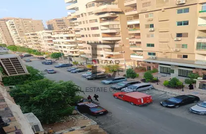 Apartment - 3 Bedrooms - 2 Bathrooms for sale in Mohammed Al Mokaled St. - 8th Zone - Nasr City - Cairo