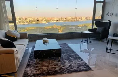 Apartment - 2 Bedrooms - 2 Bathrooms for sale in Cornish El Nile St. - Maadi - Hay El Maadi - Cairo