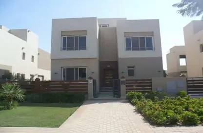 Villa - 6 Bedrooms - 5 Bathrooms for sale in The Crown - Cairo Alexandria Desert Road - 6 October City - Giza