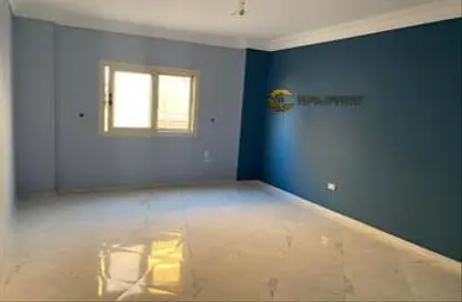 Apartment - 3 Bedrooms - 2 Bathrooms for sale in 7th District - Sheikh Zayed City - Giza